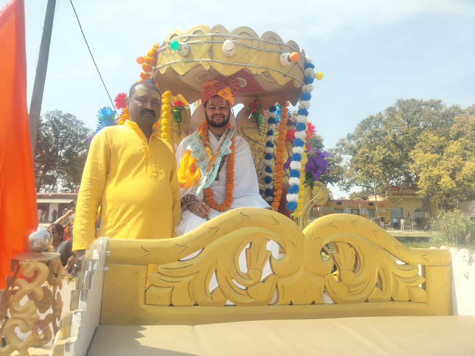 कलश यात्रा से गूंजा सोंधी गांव, शुरू हुआ श्रीराम कथा महोत्सव:
