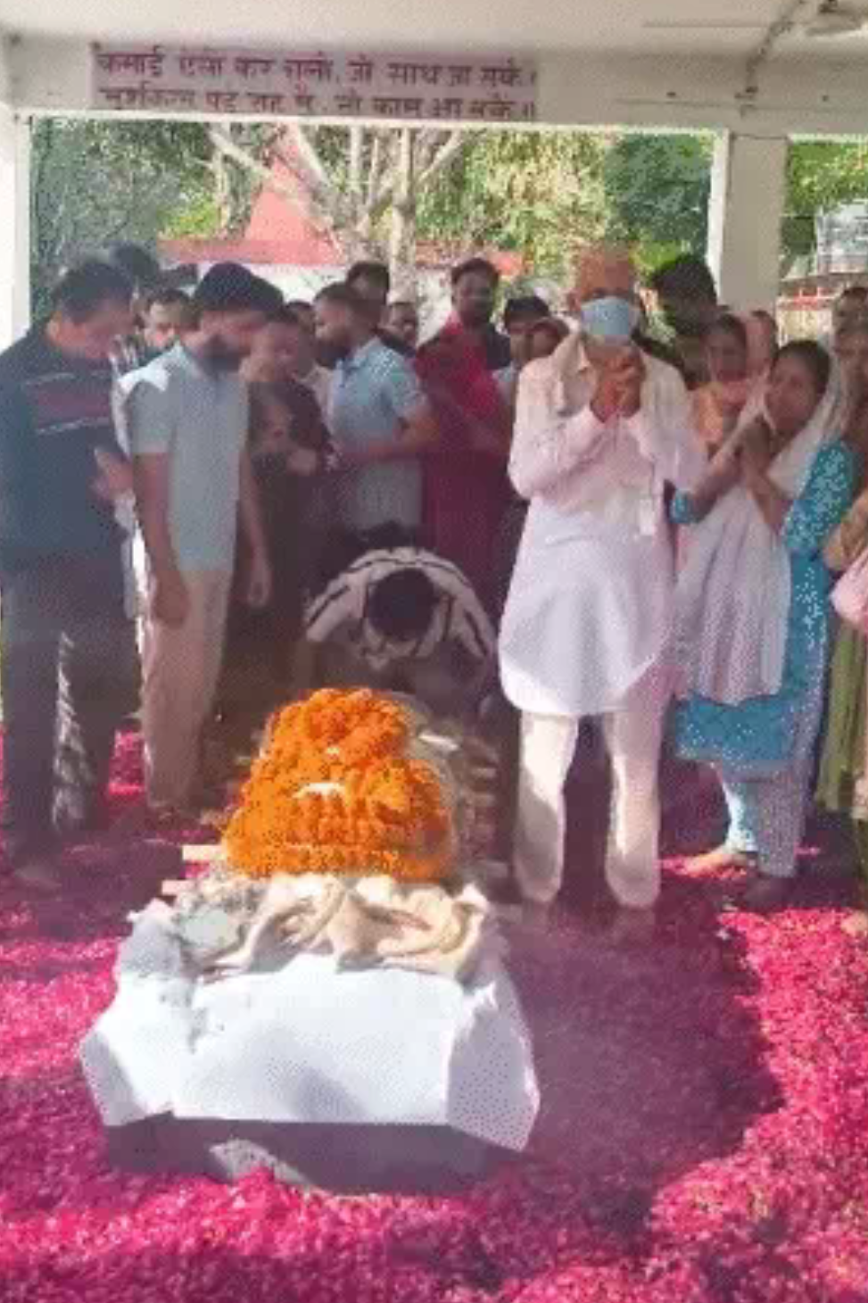 गाजियाबाद के हरीश राणा का अंतिम संस्कार, इच्छामृत्यु के बाद 6 लोगों को जीवनदान: