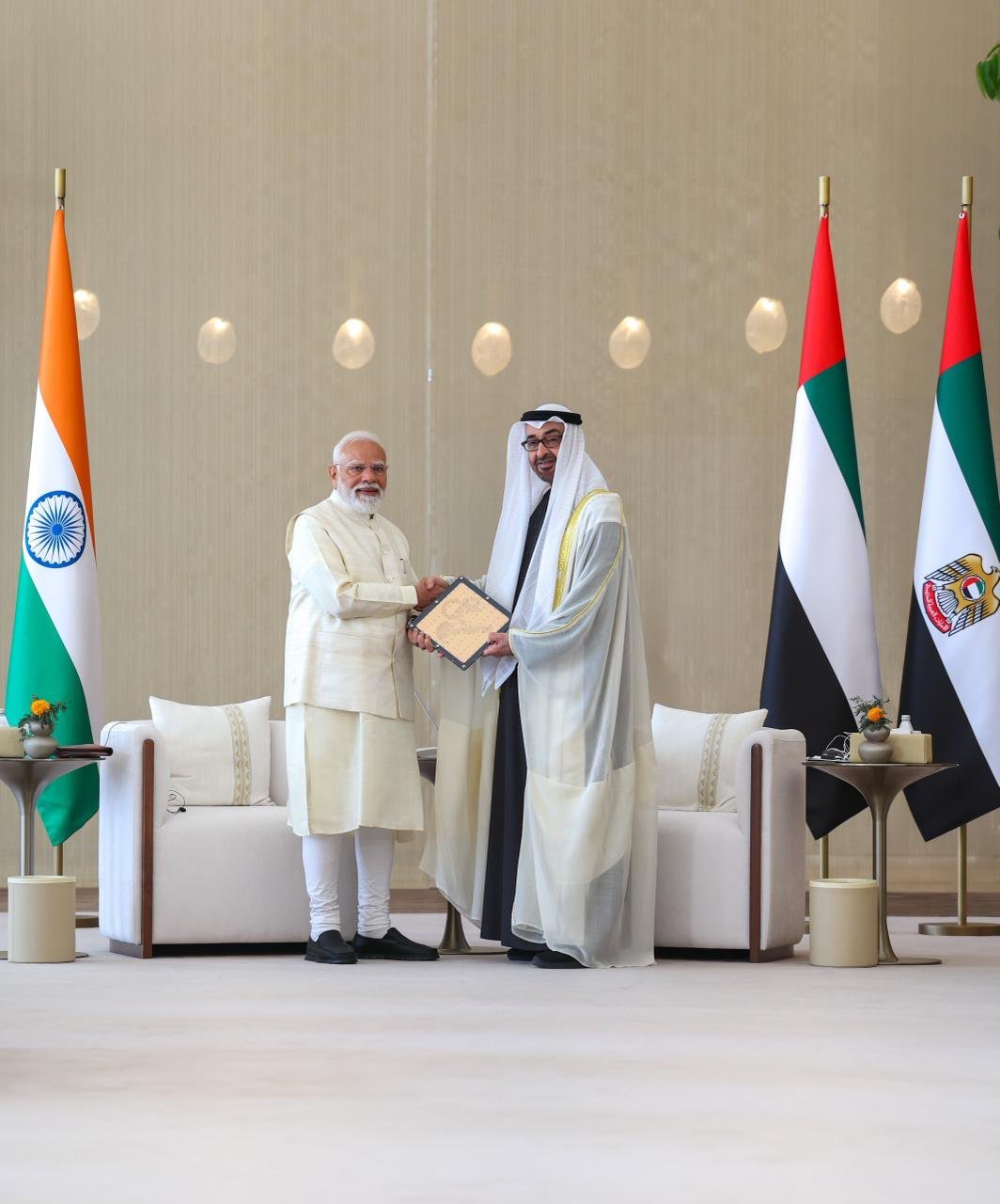 UAE दौरे पर पीएम मोदी का बड़ा कूटनीतिक मिशन, रक्षा और ऊर्जा क्षेत्र में हुए अहम समझौते: