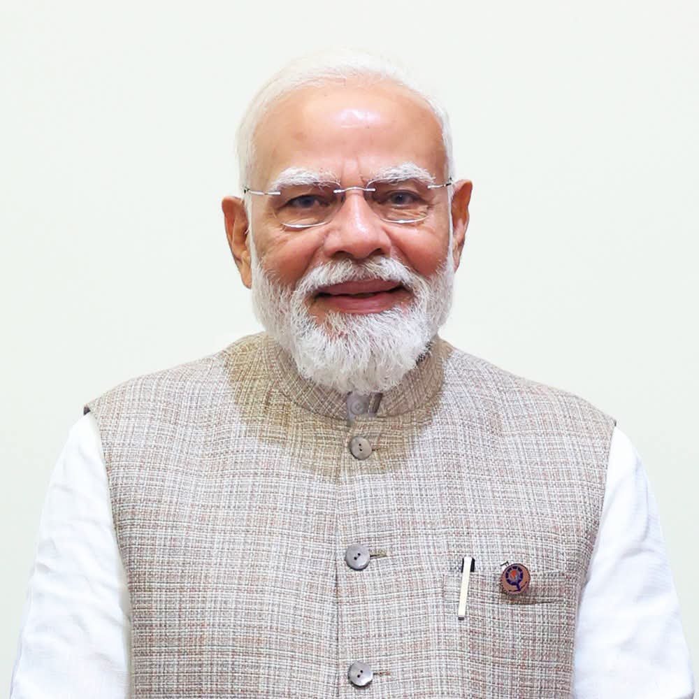 PM मोदी की देशवासियों से अपील- पैसा देश में खर्च करें, विदेश में शादी से बचें: